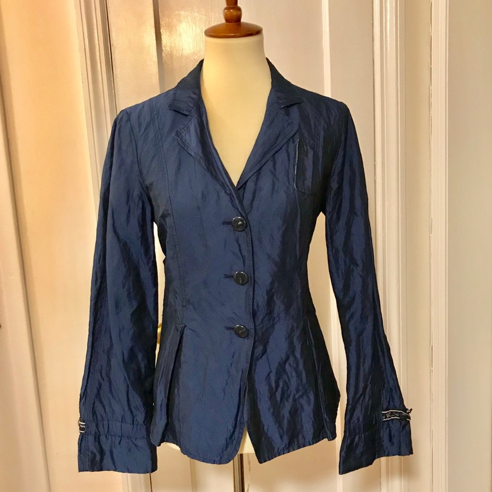 Women’s Armani Collezioni blue suit blazer